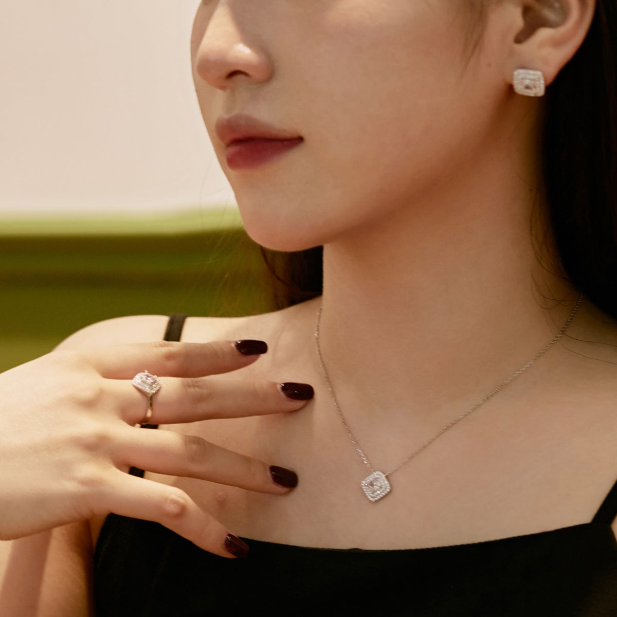 [AuraEcho]Sparkling Asscher Cut Necklace