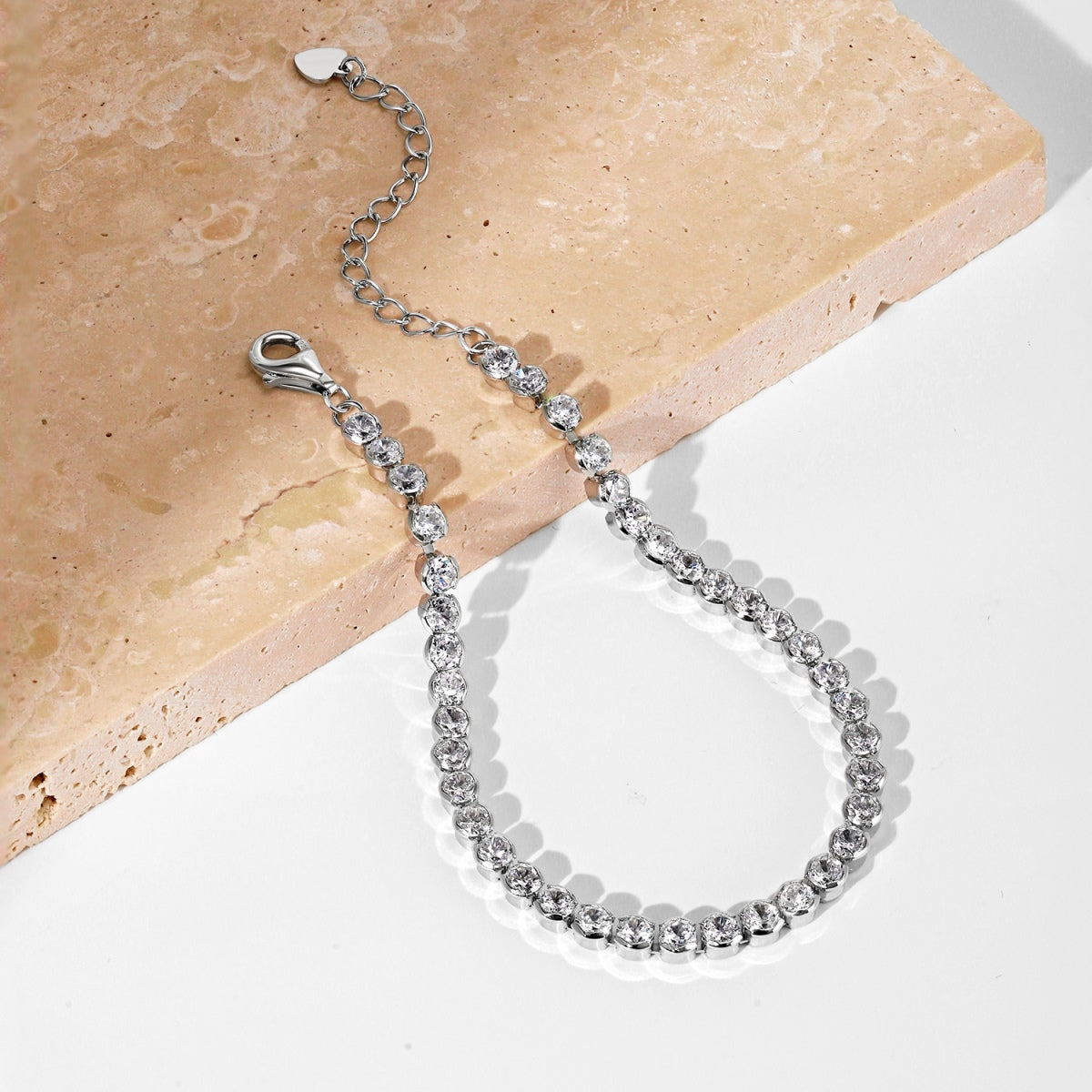 [AuraEcho]Ornate  Sparkling Round Cut Daily Bracelet