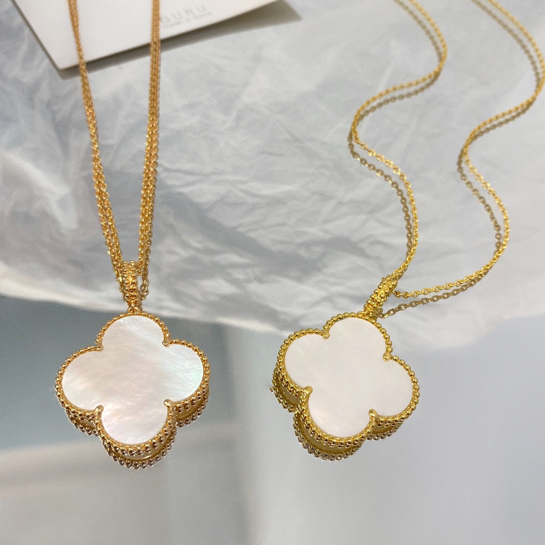 [AuraEcho]CLOVER 25MM MOP LARGE PENDANT NECKLACE
