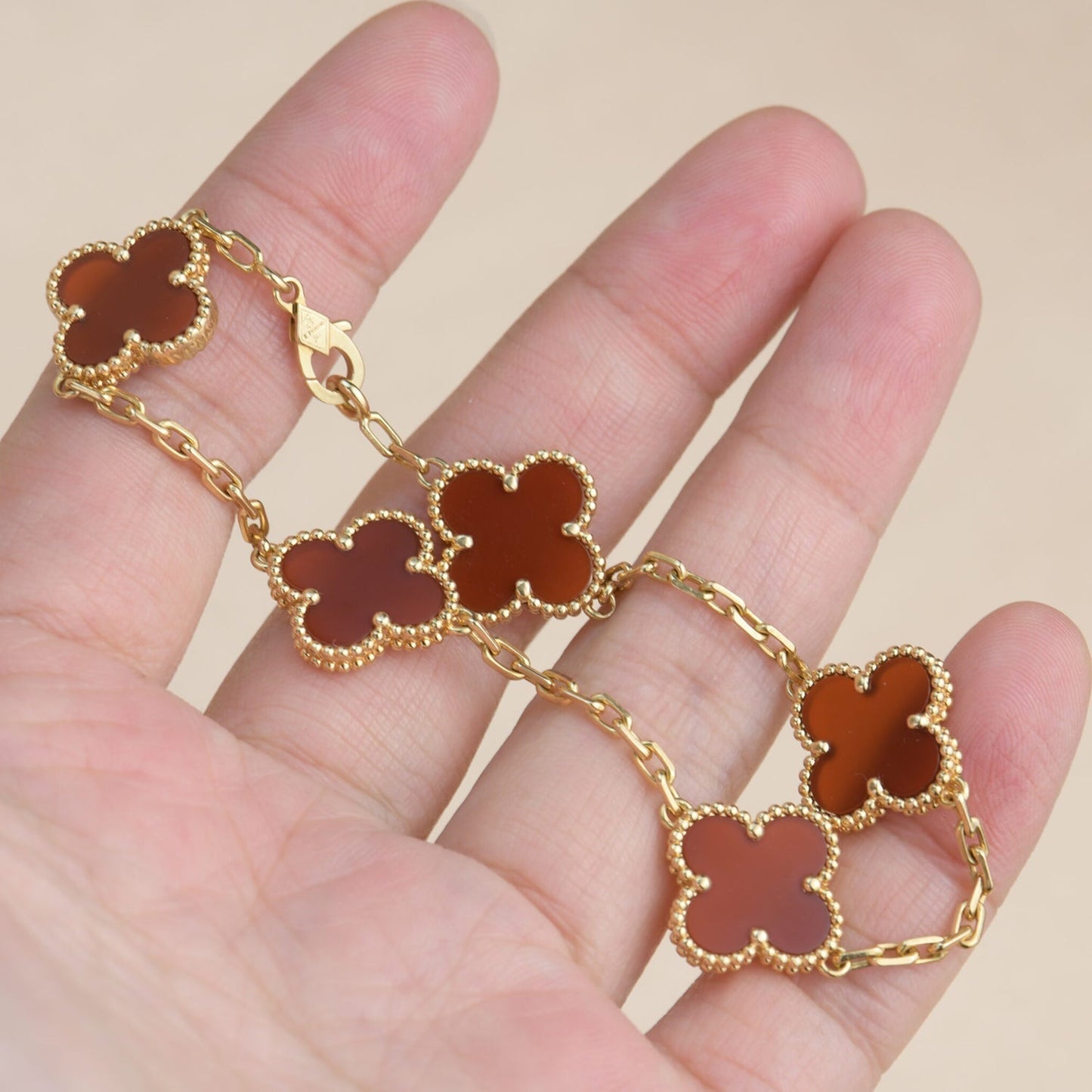 [AuraEcho]CLOVER 5 MOTIFS RED AGATE  BRACELET