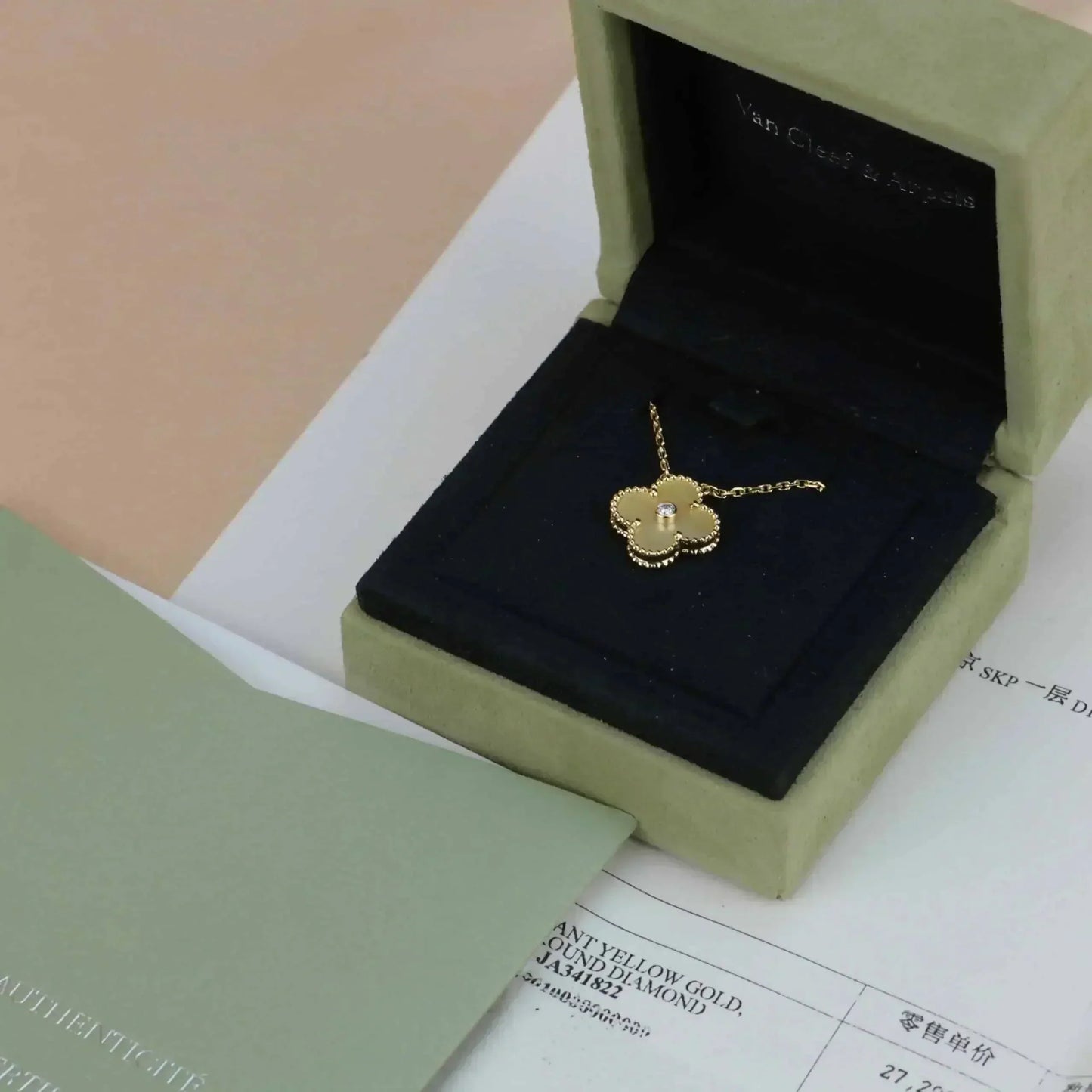 [AuraEcho]CLOVER 15MM DIAMOND GOLD MOTHER OF PEARL NECKLACE