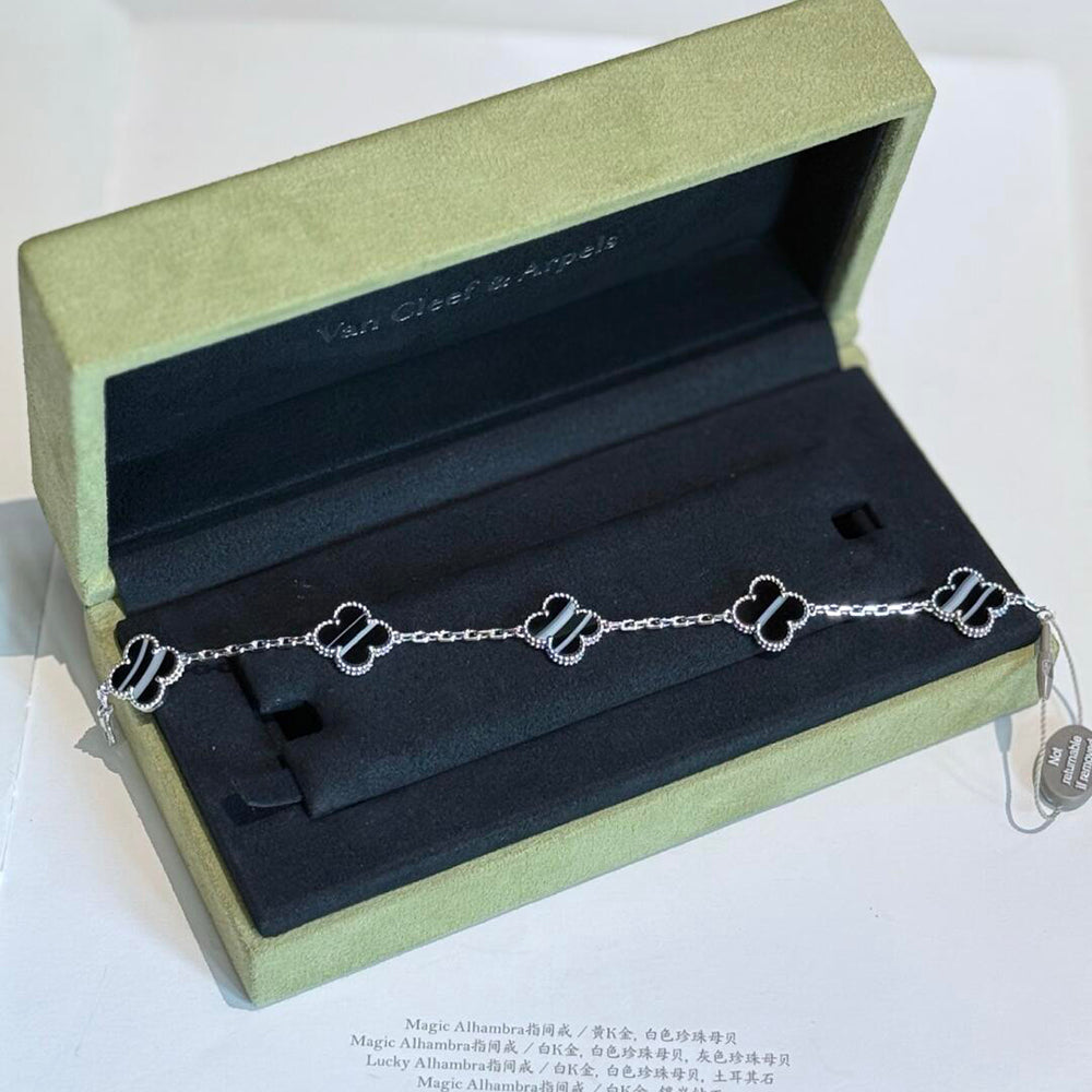 [AuraEcho]CLOVER 5 MOTIF VEINED ONYX BRACELET SILVER